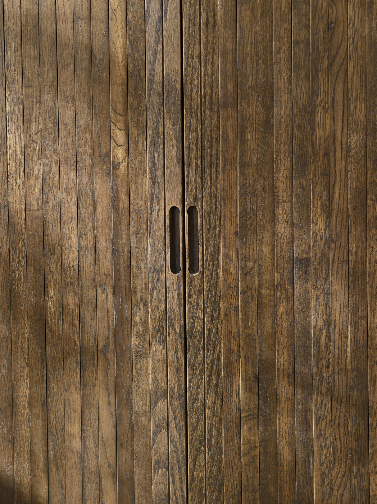 Arya Drinks Cabinet with Sliding Doors