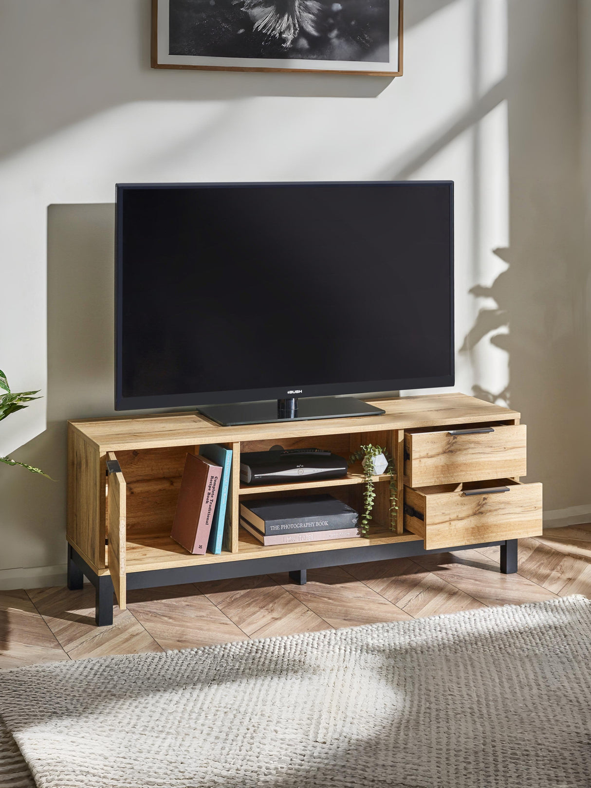 Bali TV Unit