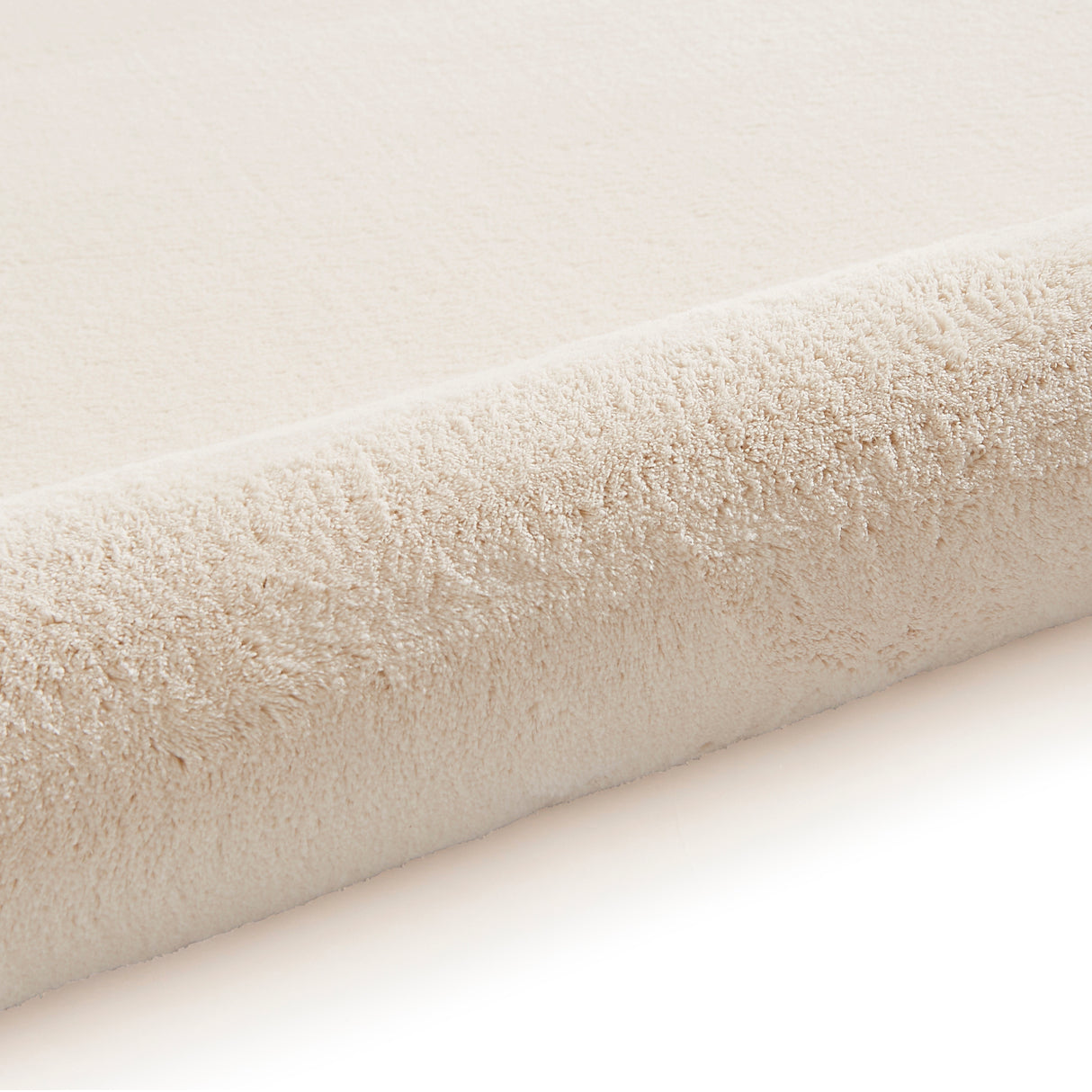Bay Cream Plain Shaggy Washable Rug