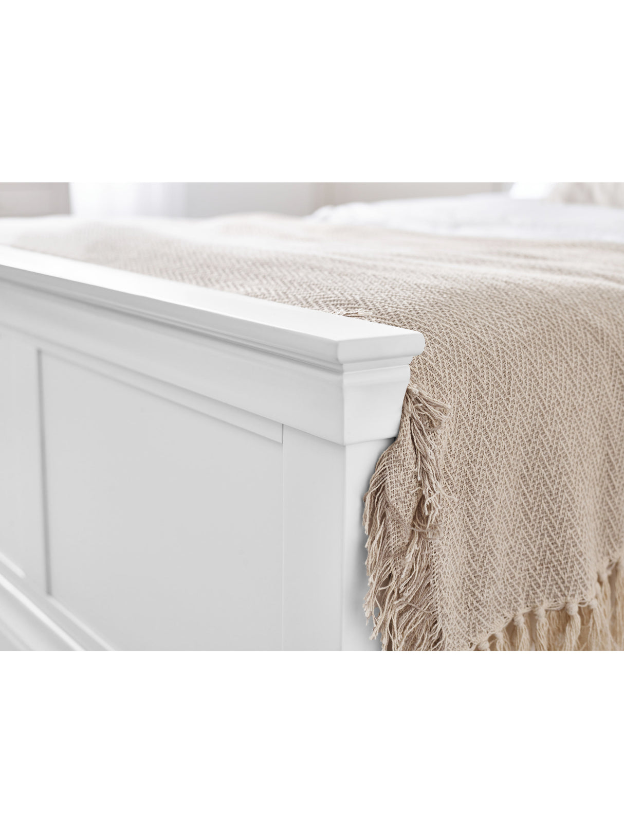 Clermont Bed