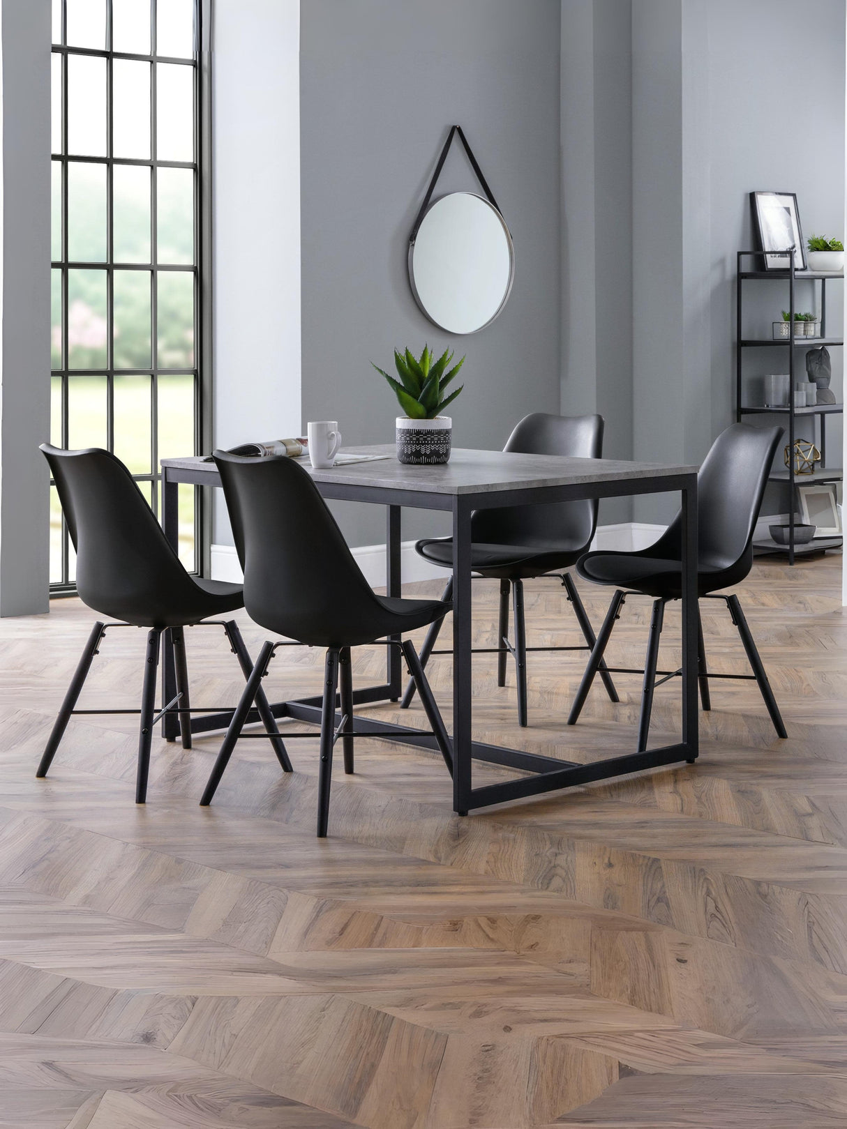 Kari Plastic Dining Chair (Set of 2)