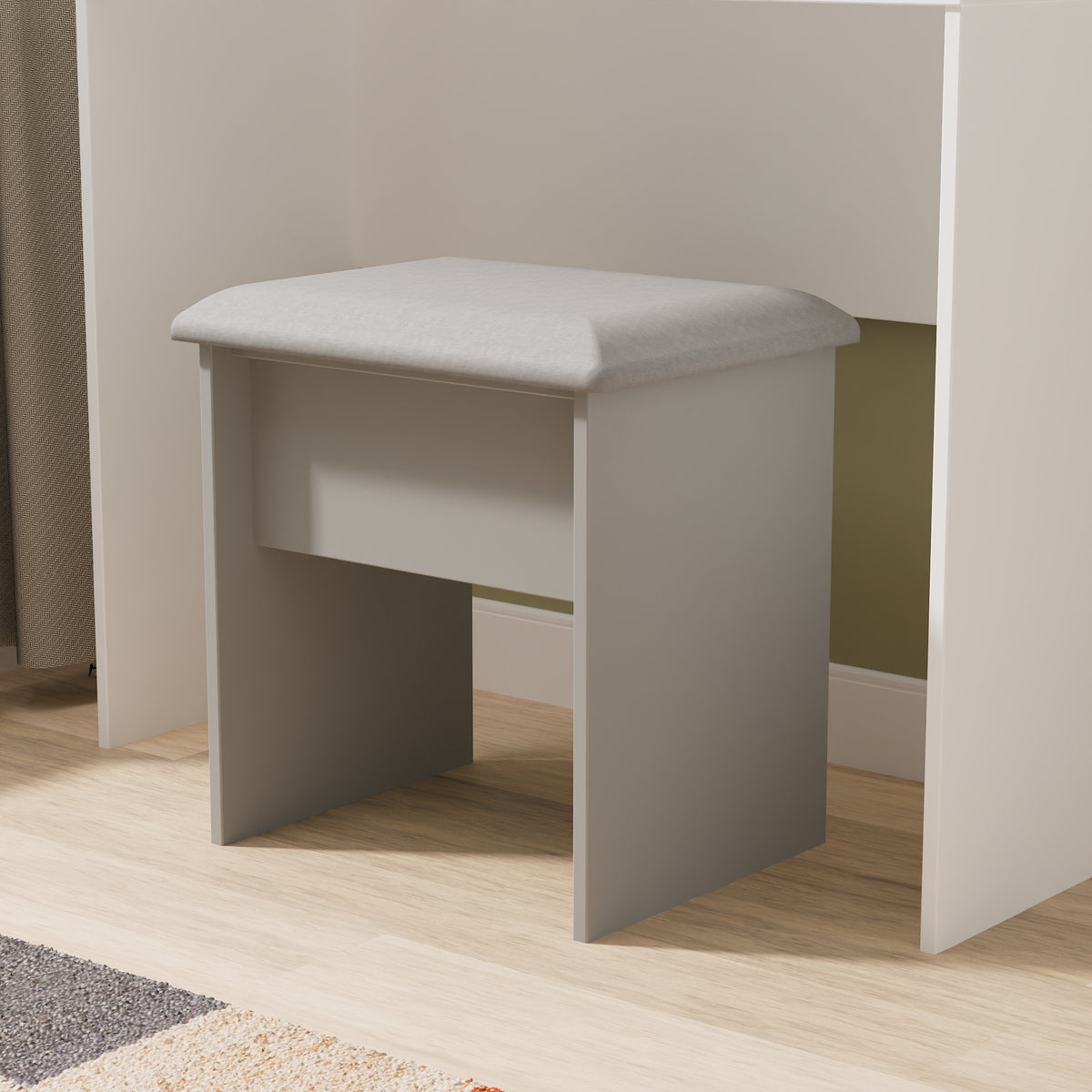 Linear (F) Stool