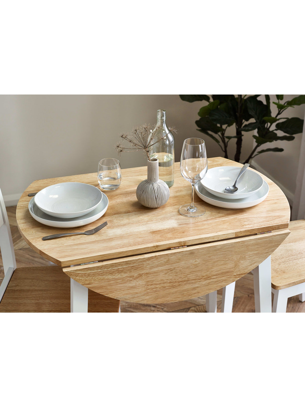 Linwood Round 2-4 Seater Drop Leaf Dining Table