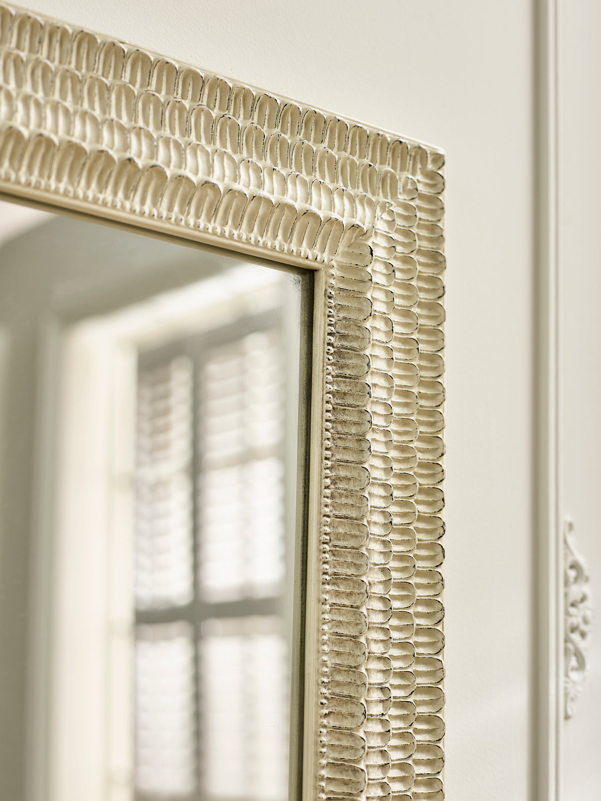 Alanis Rectangular Lean to Dress Mirror