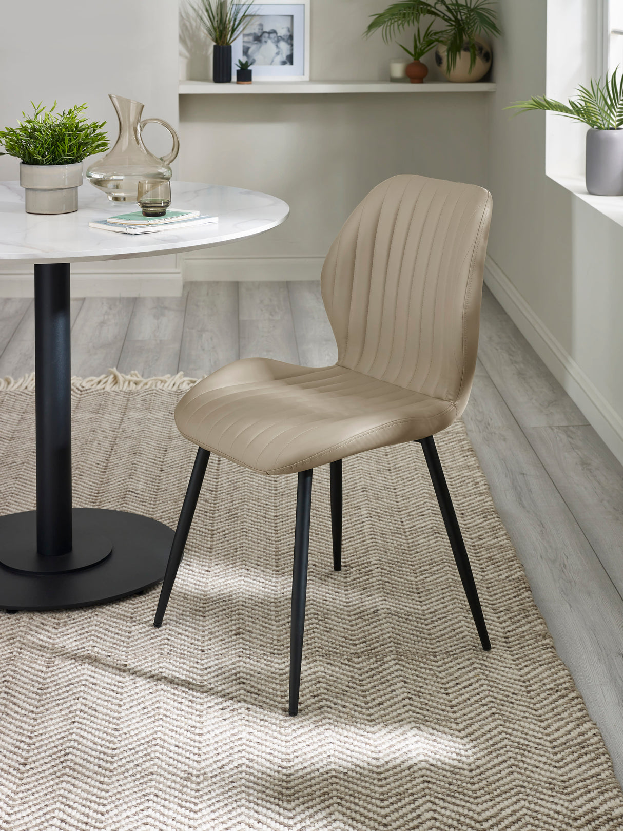 Morris Upholstered Dining Chair (Set of 4)
