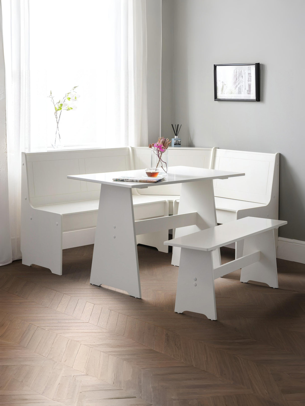 Newport Corner 5 Seater Dining Set with Storage Bench