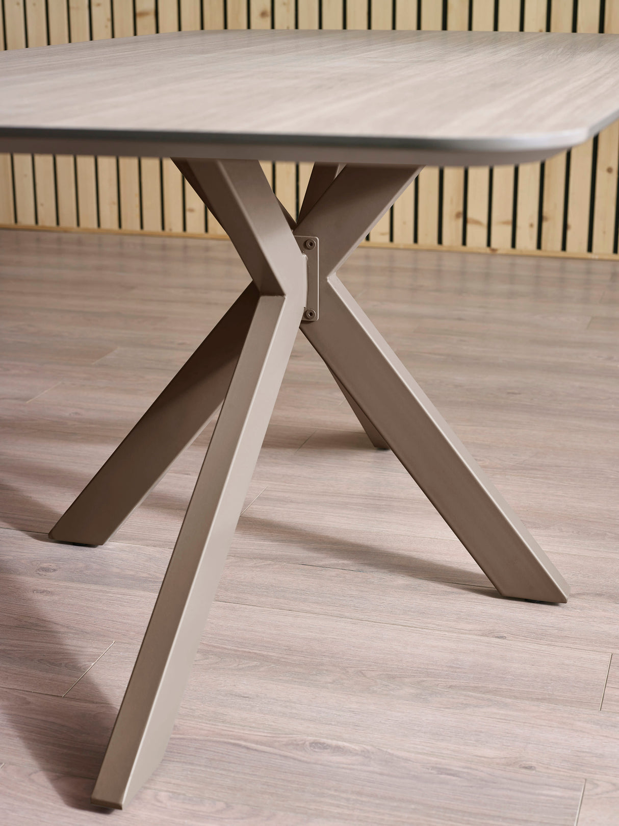 Noah Rectangular 4-6 Seater Dining Table