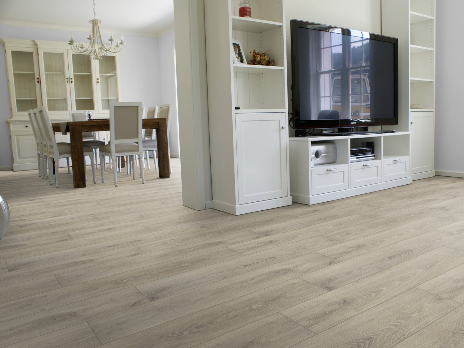 4MV River Oak Laminate Flooring