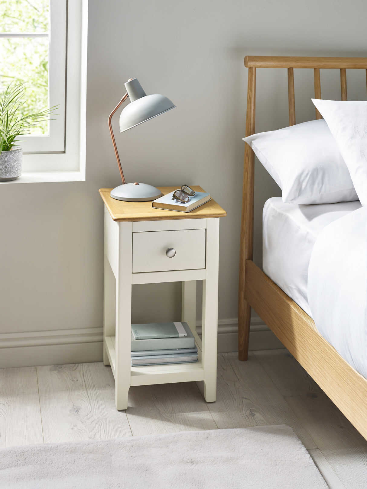 Somerset 1 Drawer Slim Bedside Table