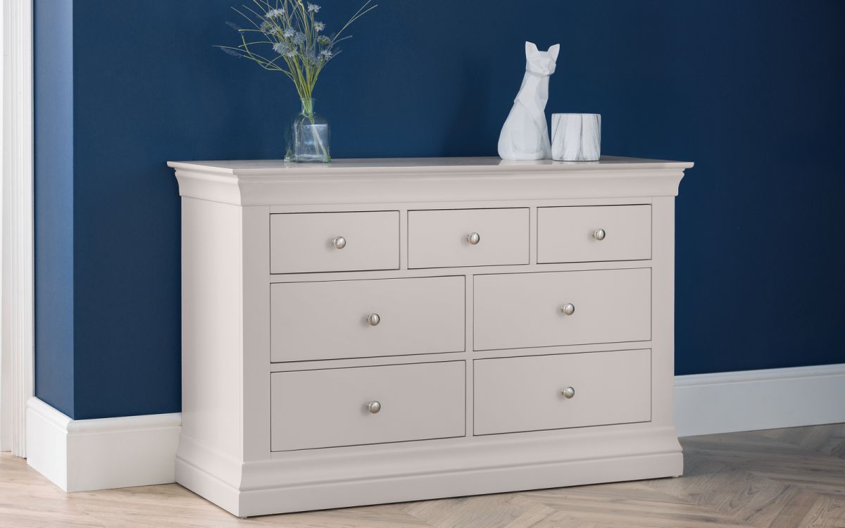 Clermont 4+3 Drawer Chest