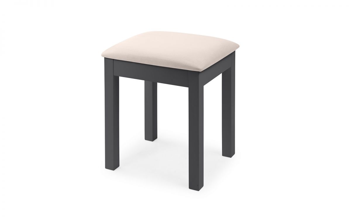 Maine Dressing Stool