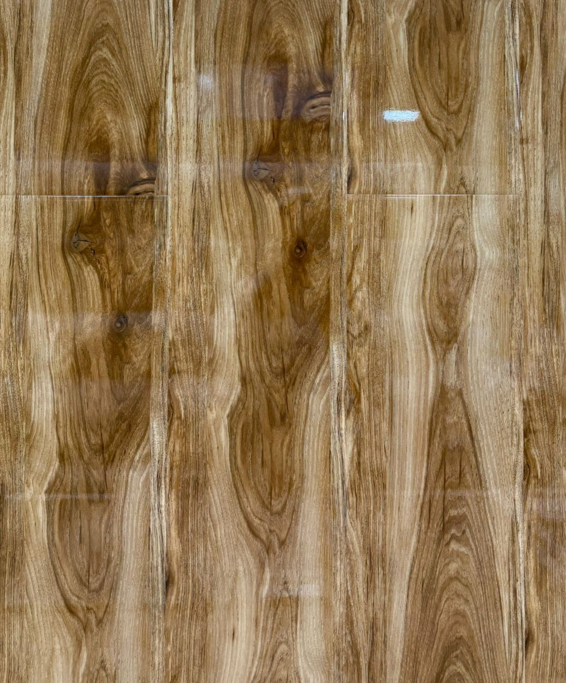 Piano Oak High Gloss Laminate