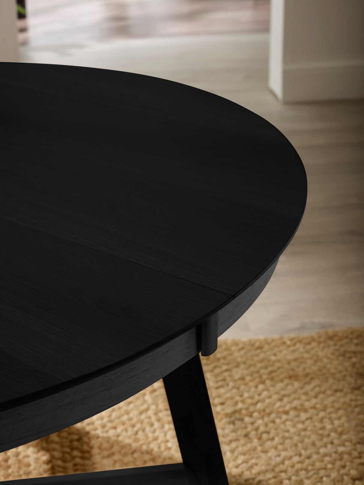 Annika Round to Oval 4-6 Seater Extending Dining Table