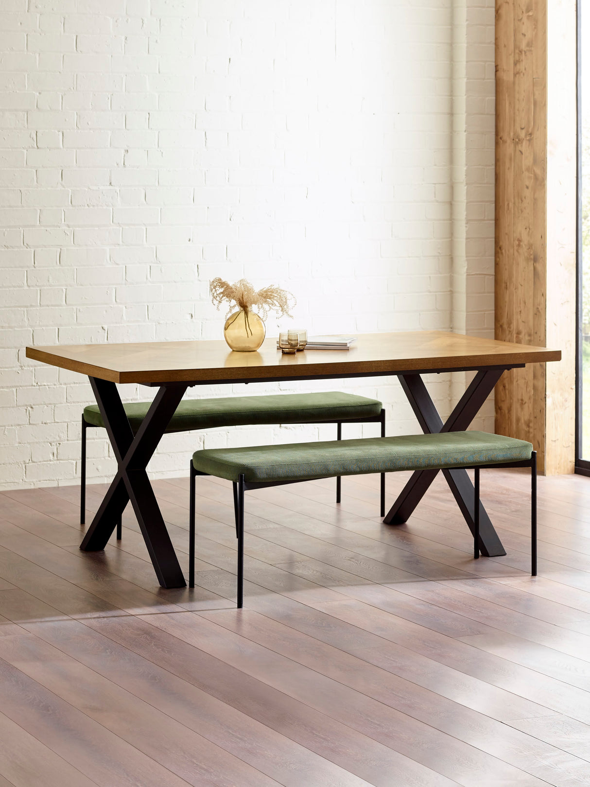 Aron Rectangular 4-6 Seater Dining Table