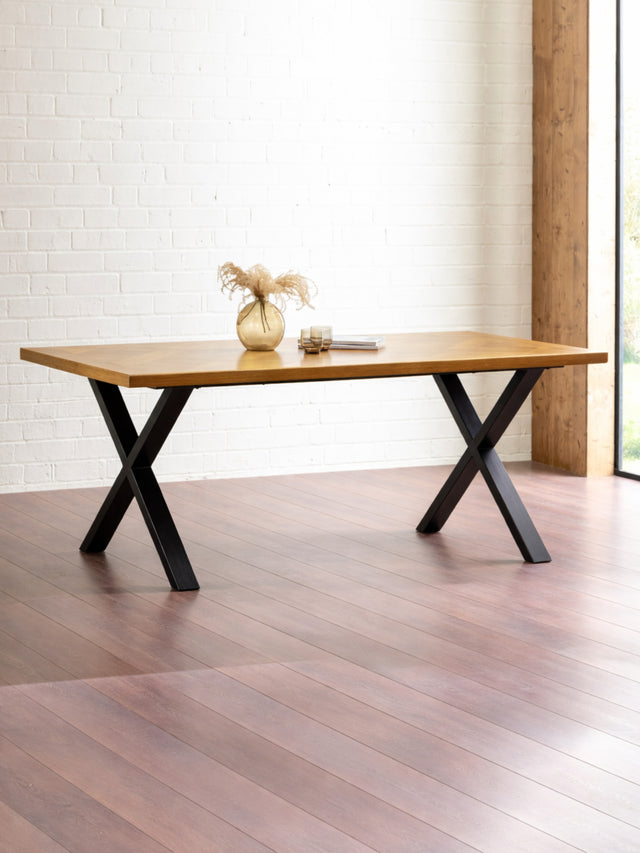 Aron Rectangular 4-6 Seater Dining Table