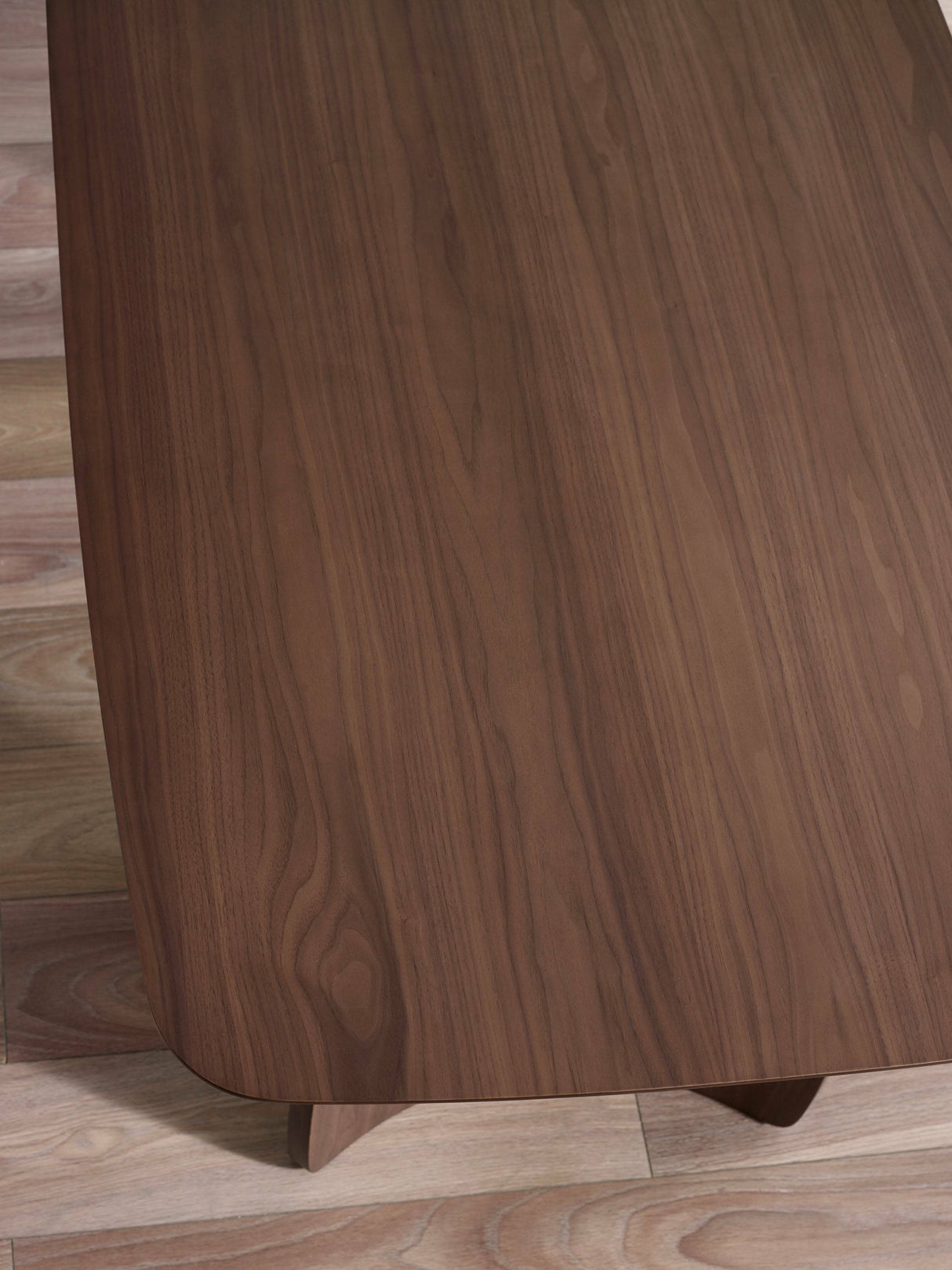 Artemis Curved Leg Rectangular 4-6 Seater Dining Table