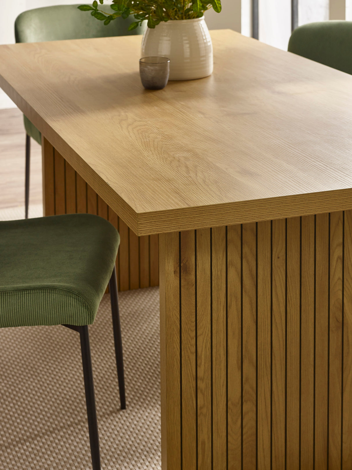 Arundel Rectangular 4-6 Seater Dining Table