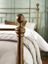 Aurelia Metal Bed
