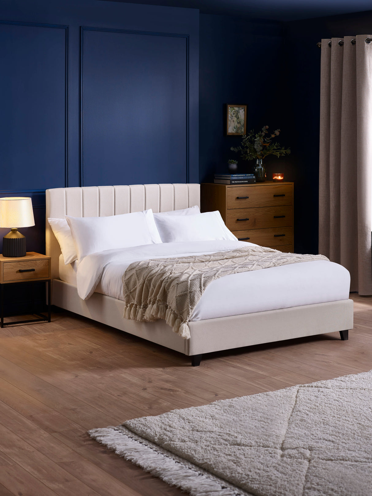 Aylen Upholstered Bed