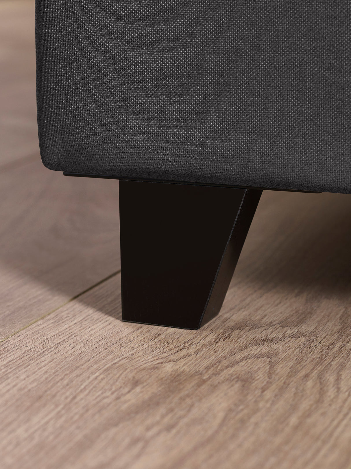 Aylen Upholstered Bed