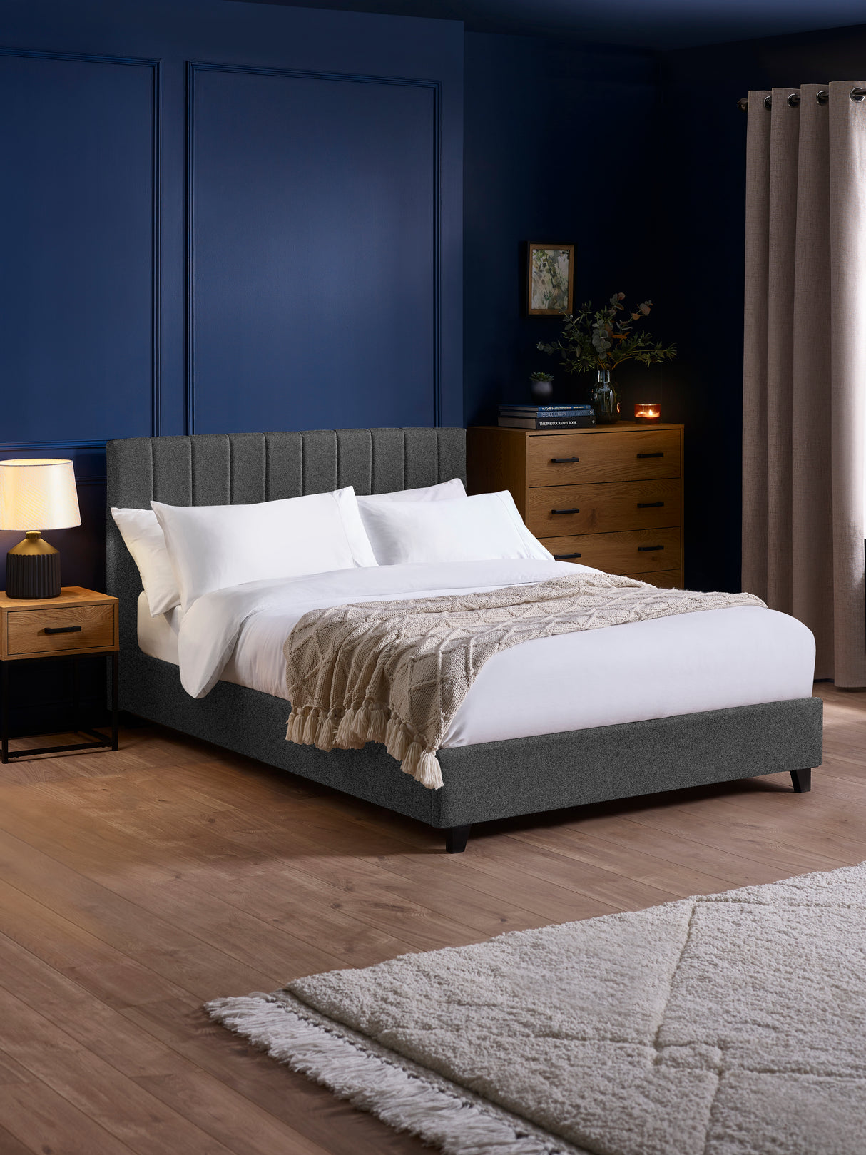 Aylen Upholstered Bed