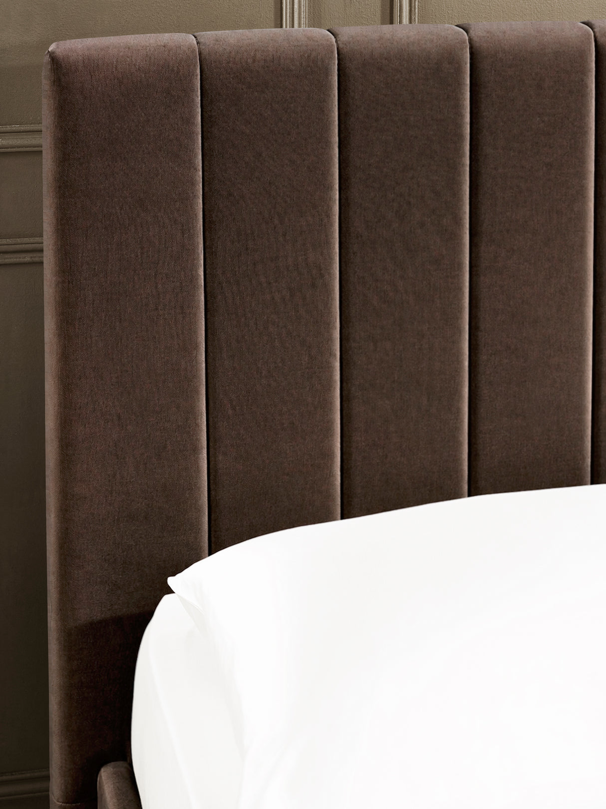 Aylen Upholstered Ottoman Storage Bed