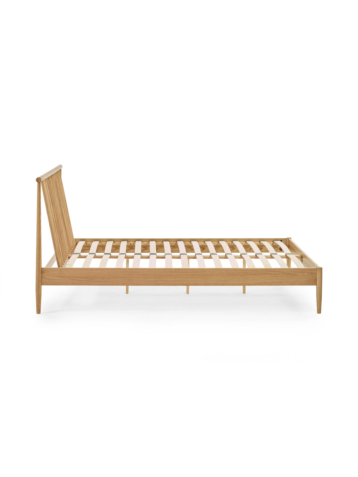 Belton Spindle Bed