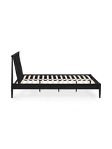 Belton Spindle Bed