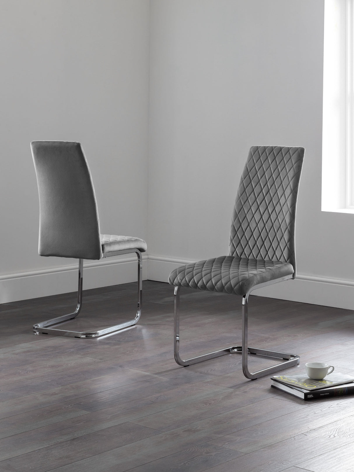 Calabria Upholstered Dining Chair (Set of 4)