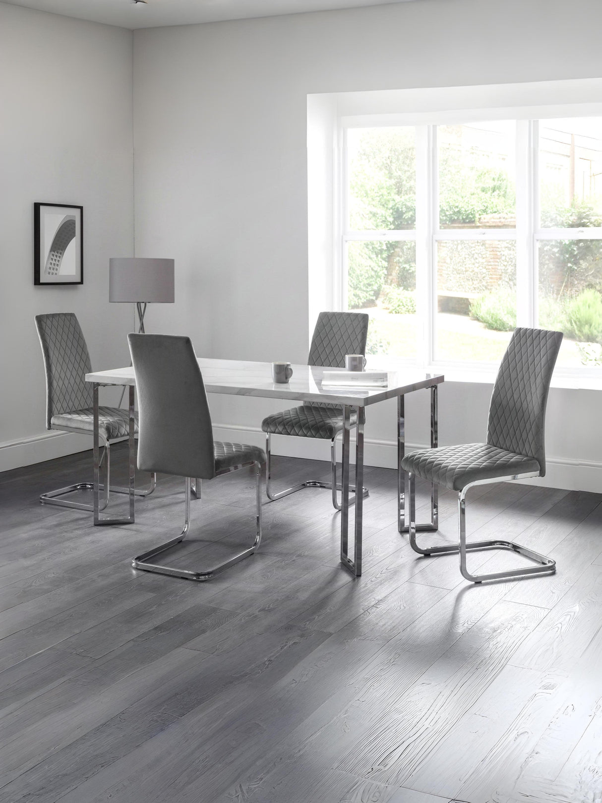 Calabria Upholstered Dining Chair (Set of 4)