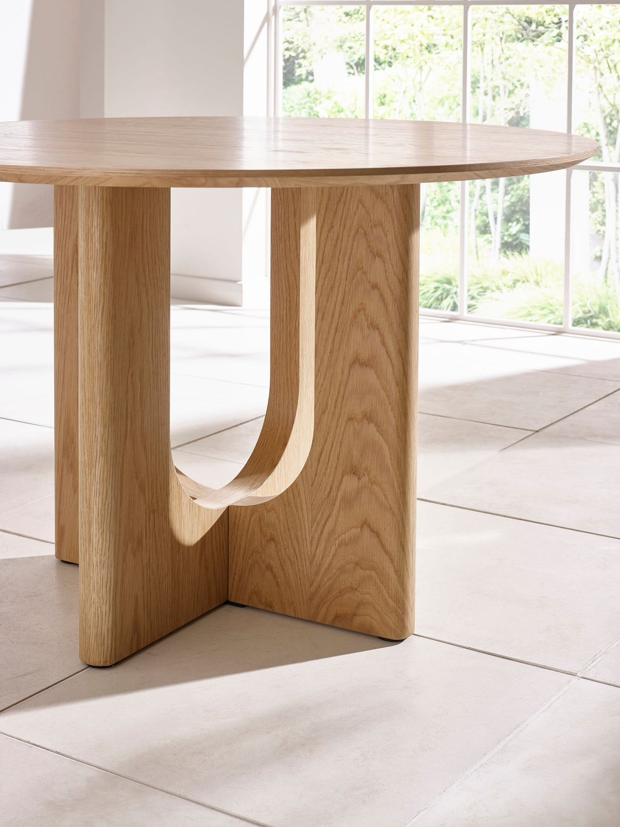 Cellini Round Dining Table