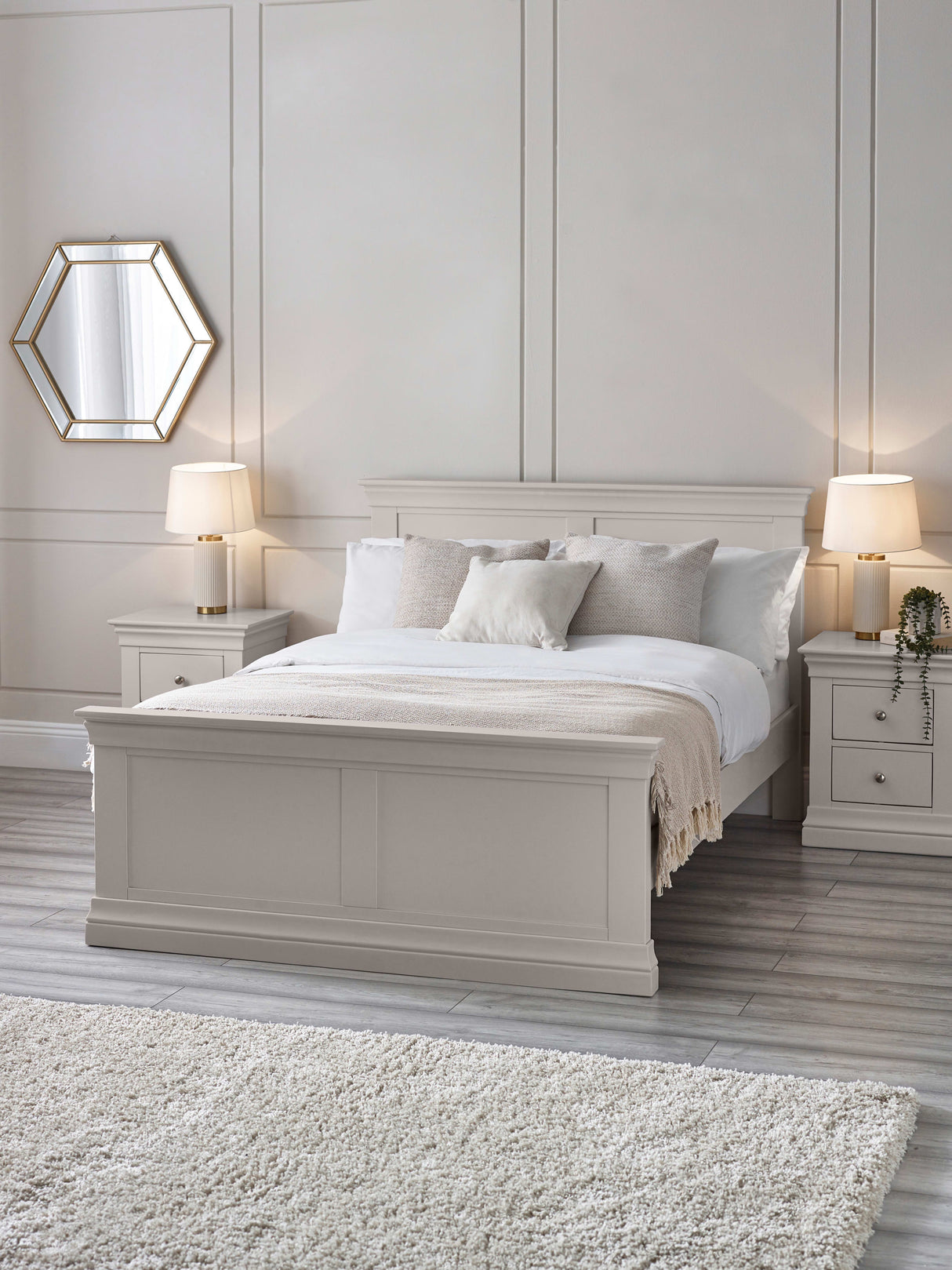 Clermont Bed