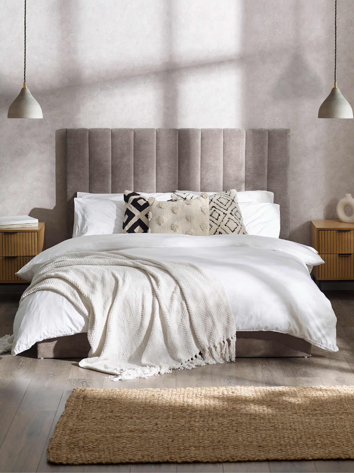 Eloise Upholstered Bed