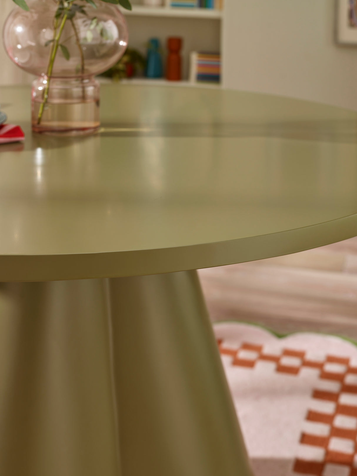 Fable Round Dining Table