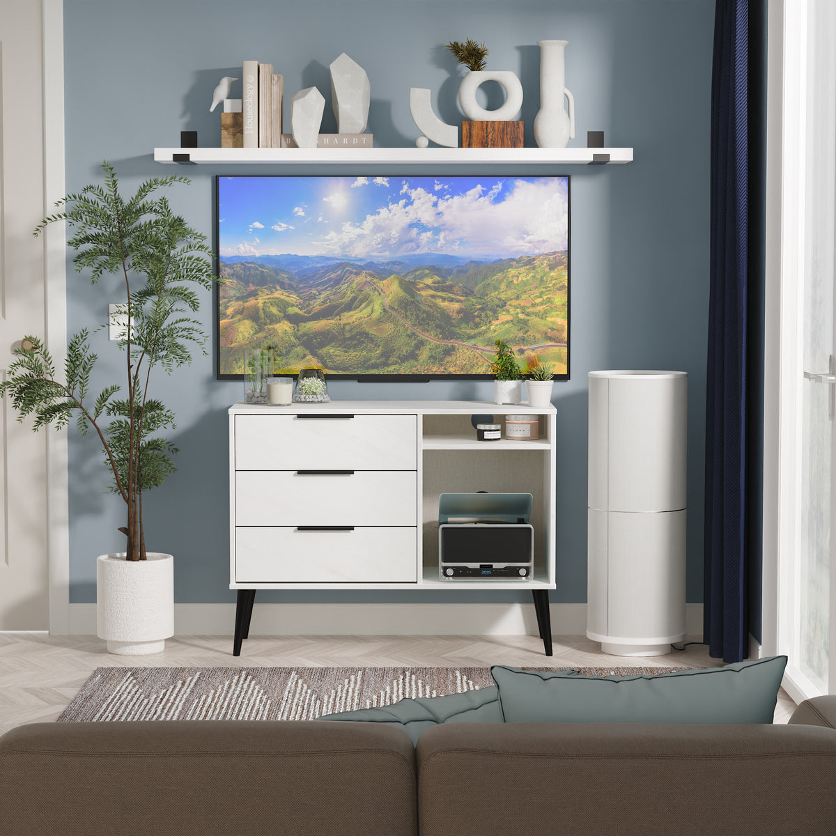 Hong Kong 3 Drawer TV Unit with legs