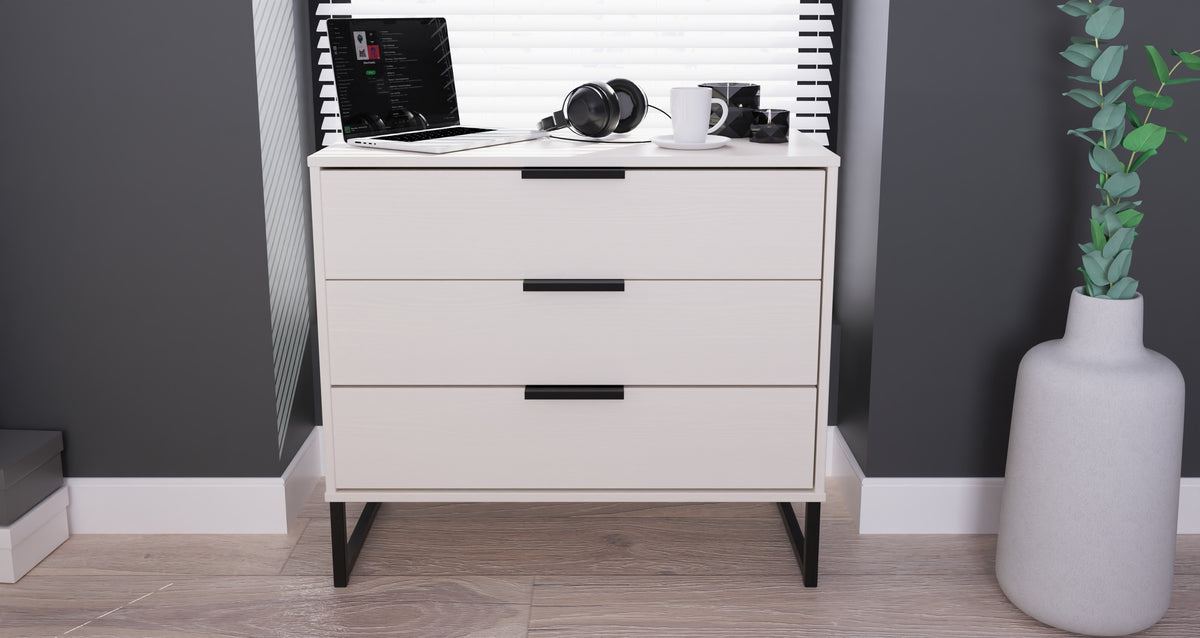Hong Kong 3 Drawer Chest