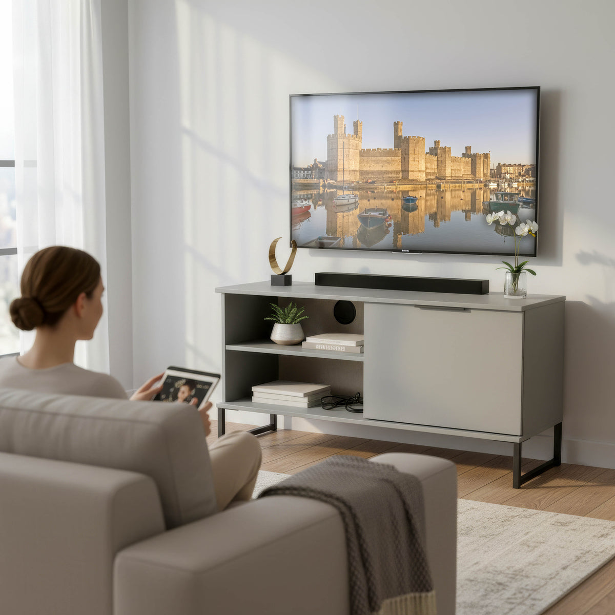 Hong Kong (Black Sleigh Legs) 1 Door 2 Shelf TV Unit