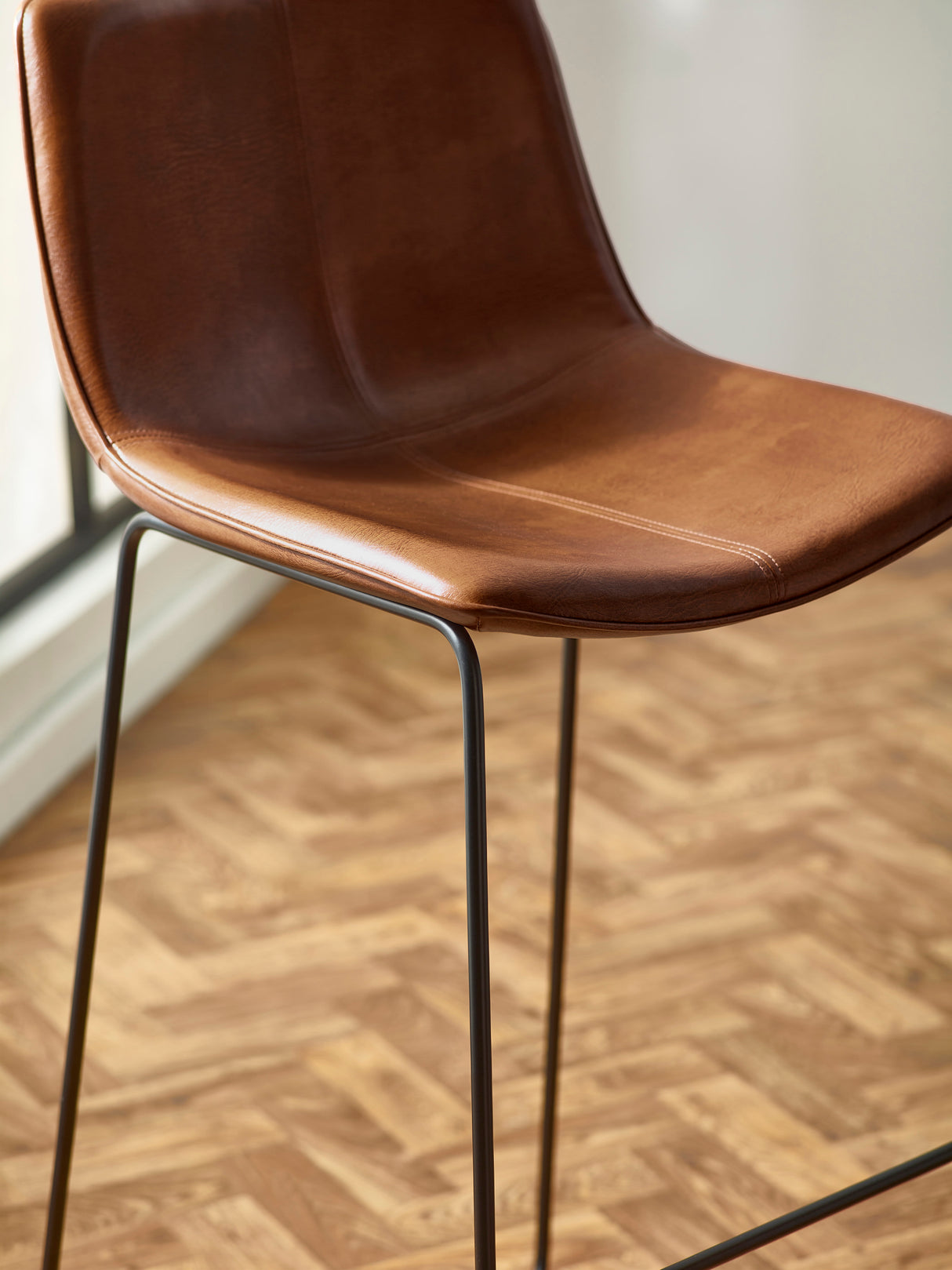 Joren Upholstered Bar Stool (Set of 2)
