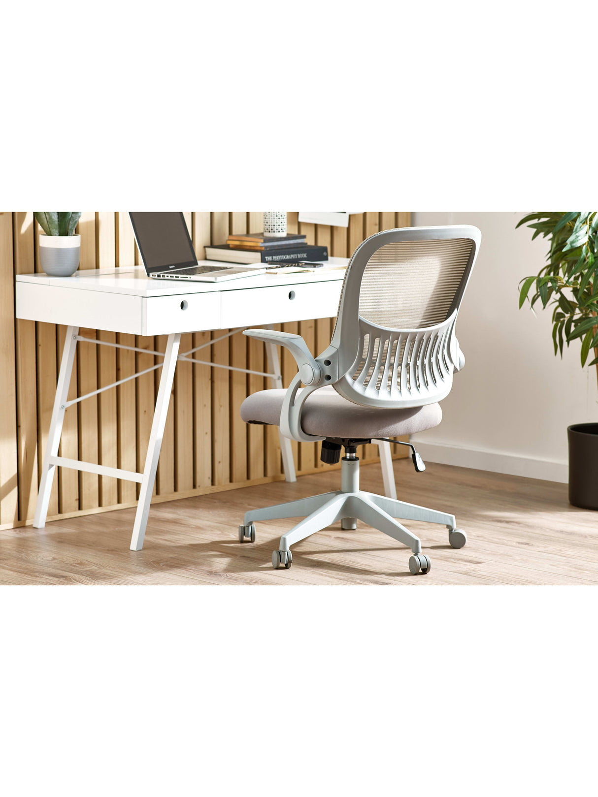 Juno Mesh office Chair