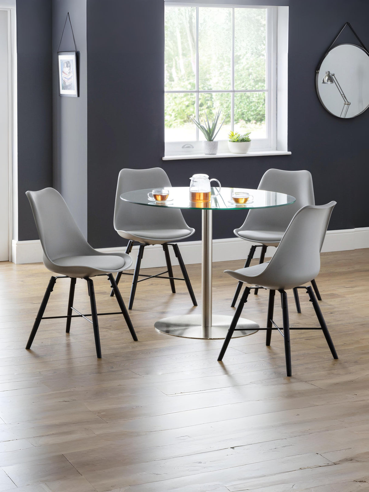 Kari Plastic Dining Chair (Set of 2)