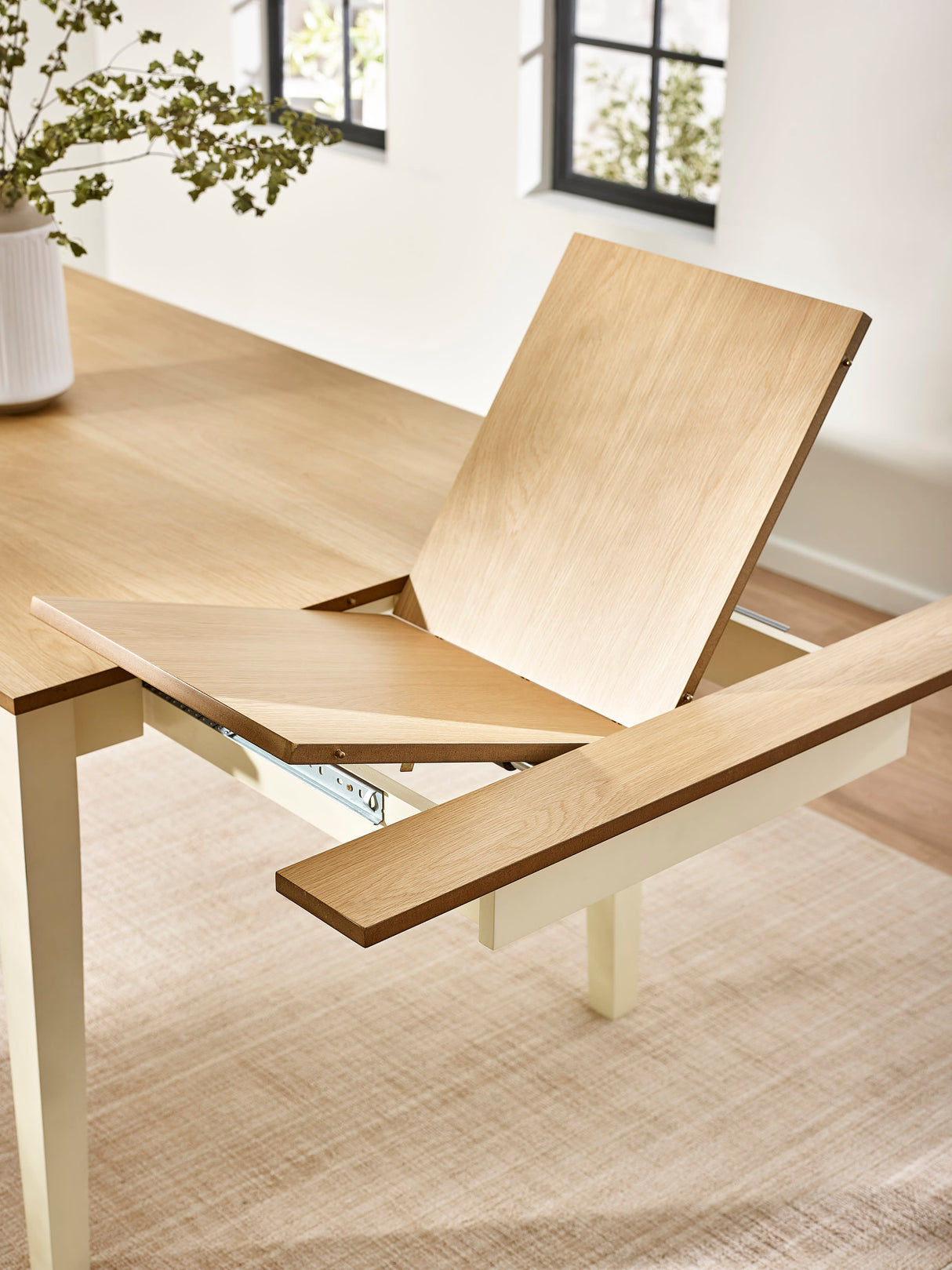 Larissa Rectangular Extending 6-8 Seater Dining Table