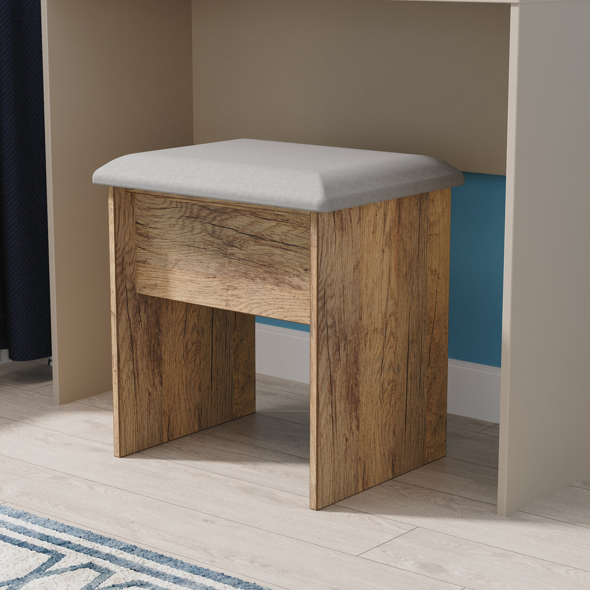 Linear Stool
