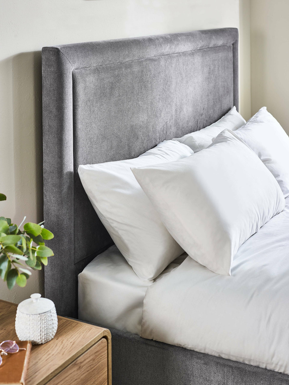 Mayfair Upholstered 4 Drawer Storage Bed