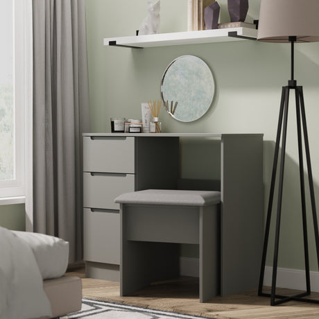 Milan Vanity