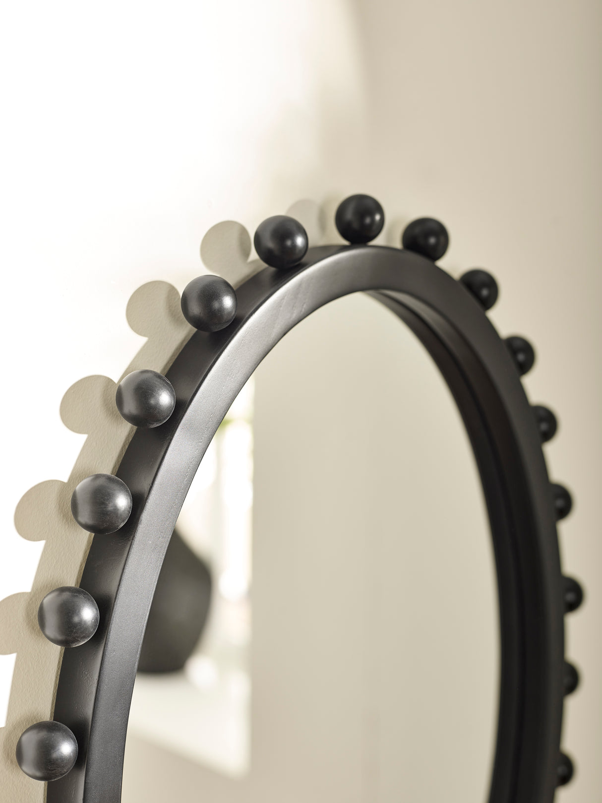 Hendrix Oval Beaded Wall Mirror