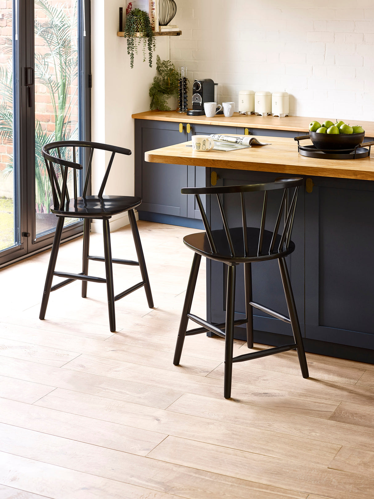 Modena Spindle Back Bar Stool