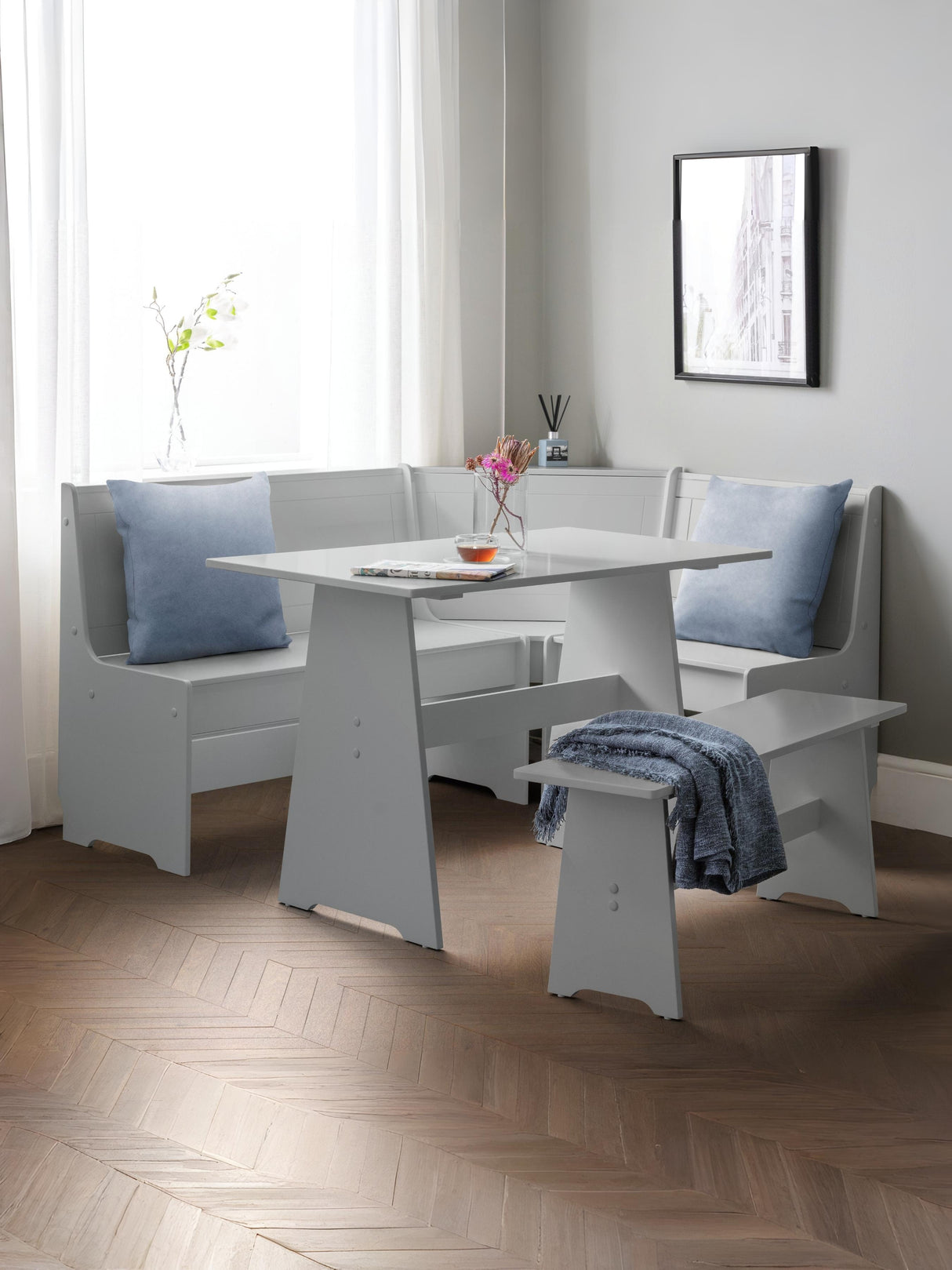 Newport Corner 5 Seater Dining Set with Storage Bench