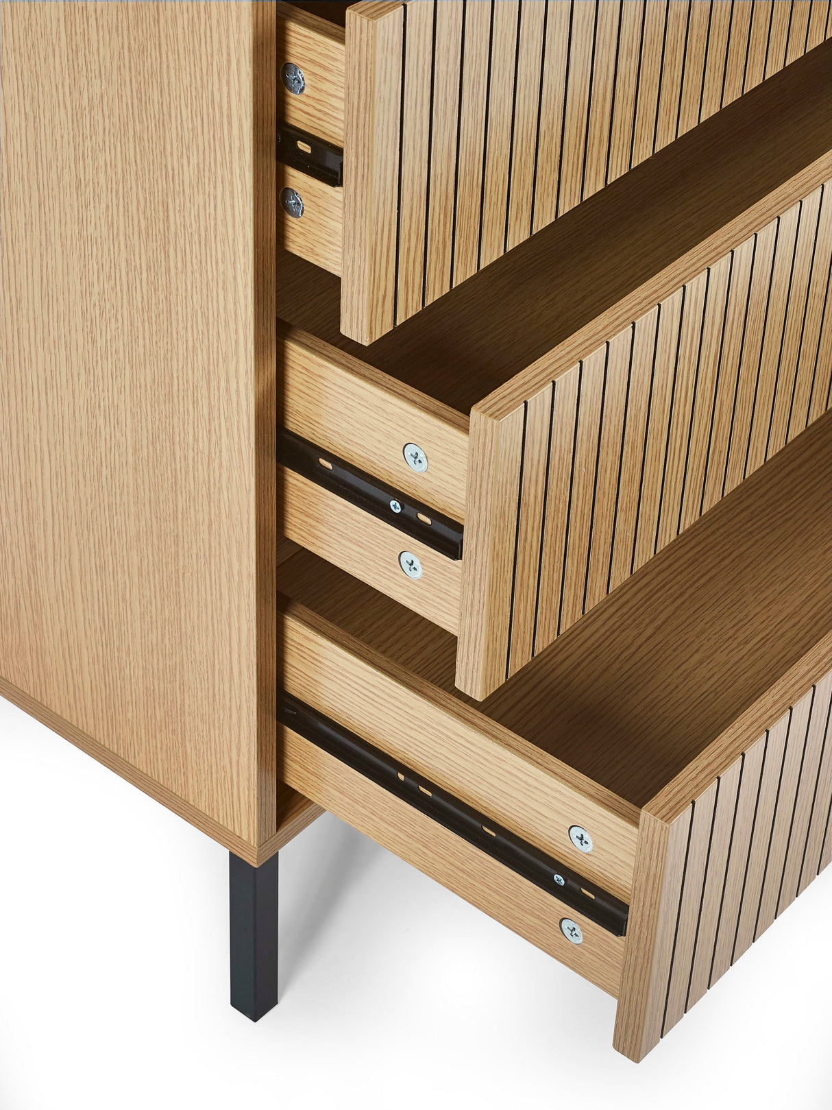 Sia Fluted 5 Drawer Chest