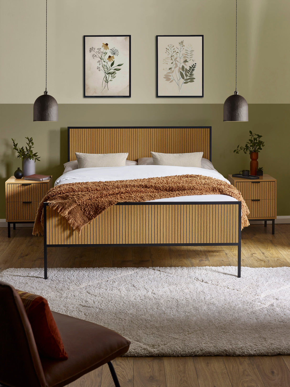Sia Fluted Bed