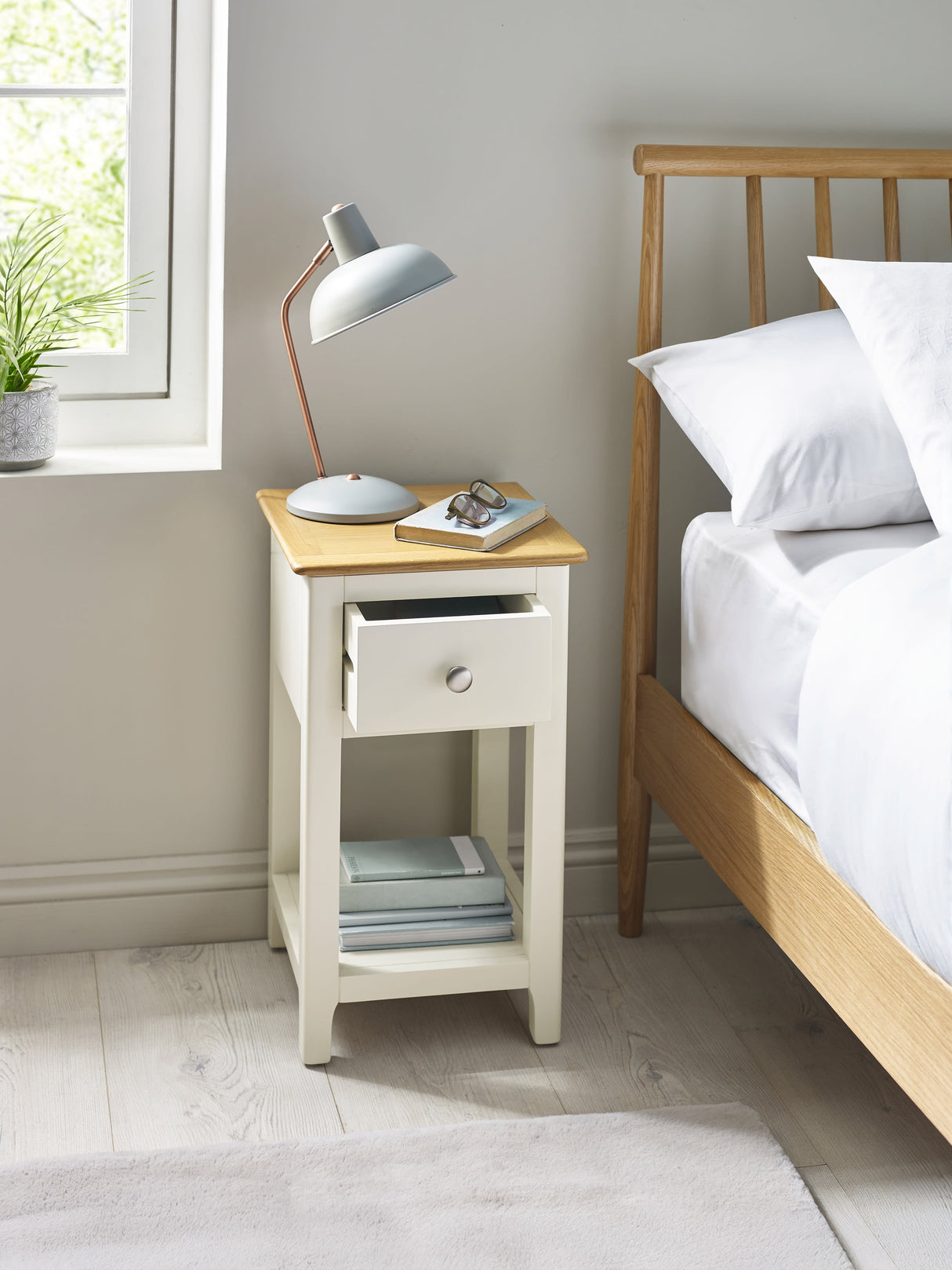 Somerset 1 Drawer Slim Bedside Table